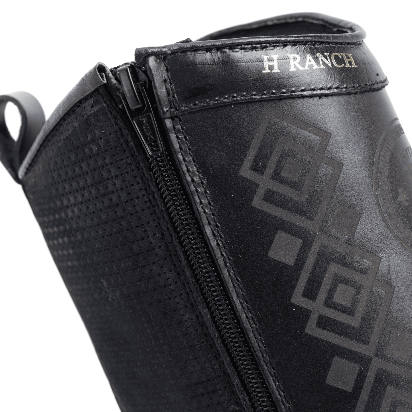 Botín Franchesco en Piel de Python Negro BH105